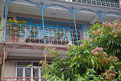 《我的邻居鬼》steam页面上线 探索动作冒险新游